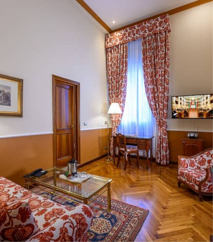 16 Gallery Junior Suite