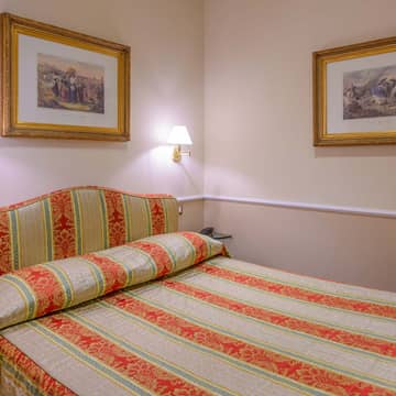 374   Classic Dettaglio Letto