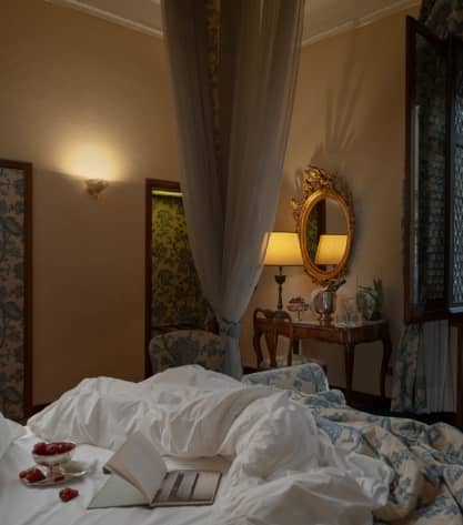 07 Gallery Honey Moon Suite